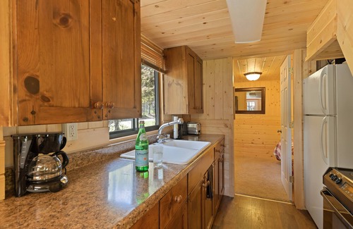 Island Park Cabin | KABINO: FirePit Large Yard Loft for Kids Grill WiFi