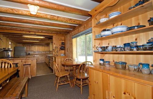 Island Park Cabin | KABINO: Sleeps 20 Commercial Kitchen Fire Pit WiFi Bunk Beds