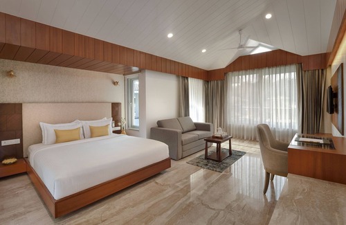 Vadodara Hotel | Kabir Hotel & Spa