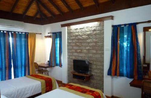 Saranthangi Resort | Kadambavanam Ethnic Village Resort