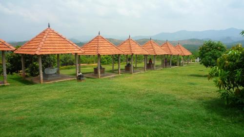 Saranthangi Resort | Kadambavanam Ethnic Village Resort