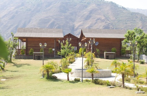 Tehri Cabin | Kafal Village Wood House