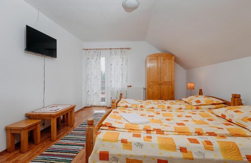 Izvoru Muresului Bed & Breakfast | Kaffai Panzio