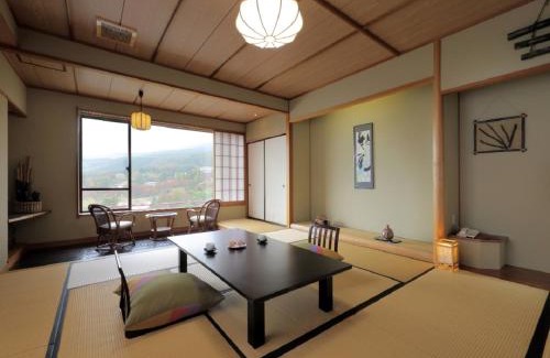 Nihommatsu Hotel | Kagamigaike Hekizantei