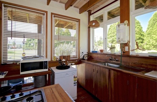 Rangataua Cabin | Kaha is a Large Warm Family Lodge