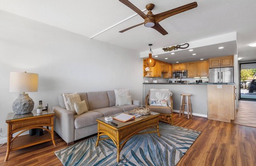 Kahana Condo | Kahana Reef #121 - Direct Ocean Front Views on the Ground floor in Kahana