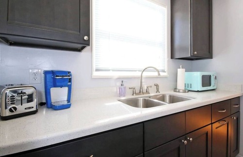 Central Mission Beach Apartment | Kahuna's Beach Pad Steps to Sand + A/C & Garage!