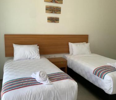 Sekongkang Bed & Breakfast | Kahurangi Hotel