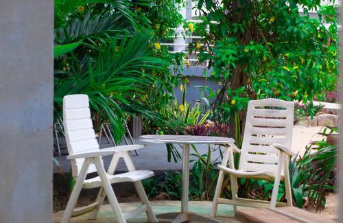 Kokrobite Hotel | Kai Kai Beach Resort