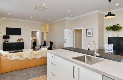 Kaiapoi Apartment | Kaiapoi Luxury Accommodation 2-Historic and Luxury Apartment in Kaiapoi