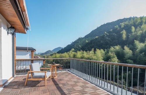 Deqing County Hotel | Kaichen Puju Hot Spring Village Resort Hotel
