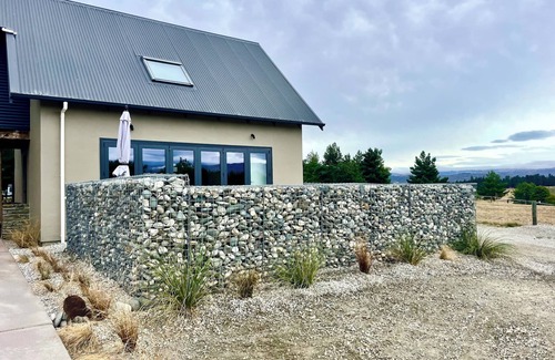 Clyde House | Kaihanu Lodge Luxury Suites for 4