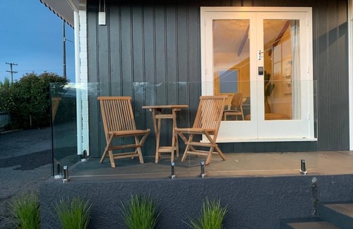 Kaikoura Apartment | Kaikōura eMotel - Two Bedroom Suite