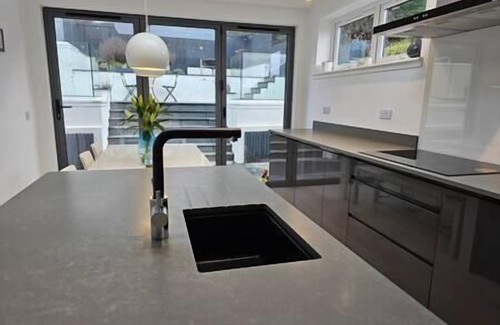 Ellemford House | Kaimes Kip: Stylish Edinburgh Five Bedroom Home