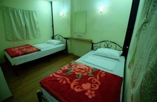 Thandaunggyi Bed & Breakfast | Kaing Villa