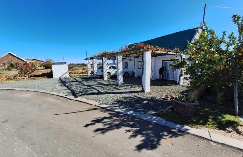 Orania House | Kairos Guesthouse Orania