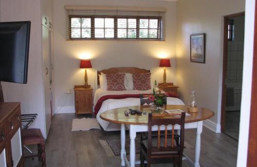 Grahamstown Bed & Breakfast | Kaiser's B&B