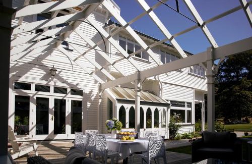 Christchurch Bed & Breakfast | Kaituna Valley Homestead