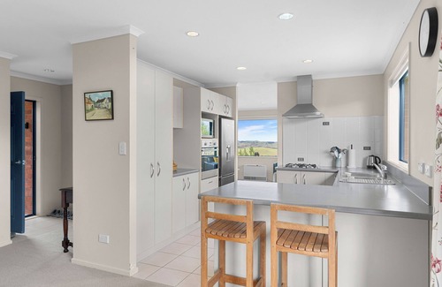 Kaiwaka House | Kaiwaka Paradise - Kaiwaka Holiday Home
