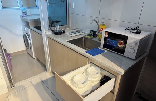 Kajang Apartment | Kajang Mirai Cozy 2BR Stay | Easy Access to KL & Bangi | Netflix + WIFI