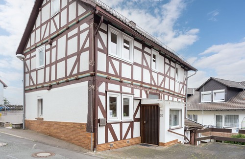 Frankenberg Apartment | Kakadu - Design Old Building, Central, Terrace, SNES & Stream