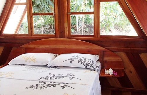 Enrique Villanueva Hotel | Kalachuchi Beach Resort