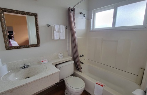 Carrolls Hotel | Kalama Hotel