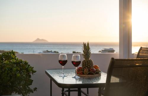 Neo Kalamaki House | Kalamaki-Sunset - Scenic Sunset & Sea Views - Steps from Shore!