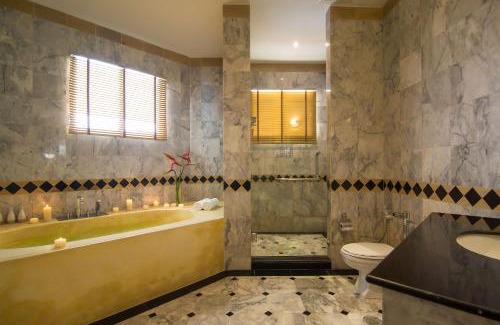 Bang Phut Hotel | Kalanan Riverside Resort