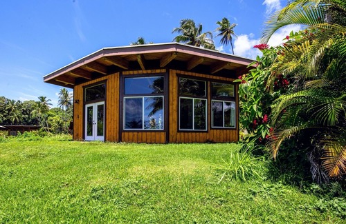 Pahoa Cabin | Kalani Oceanside Retreat
