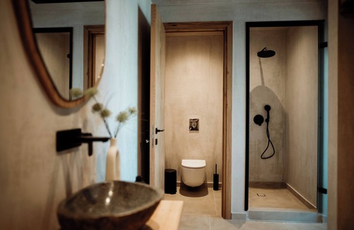 Keramoti House | Kalani Residence