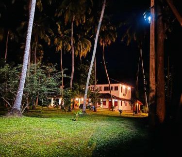 Ipalogama Bed & Breakfast | Kalawewa Villa