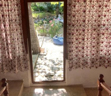 Marmara House | Kalemi Pansiyon