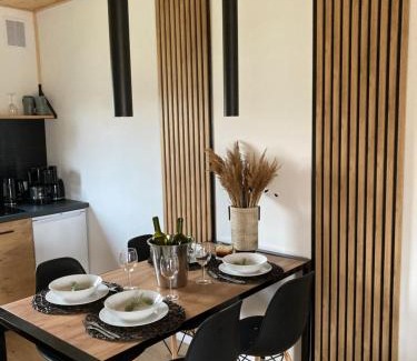 gmina Parzeczew Apartment | Kalimera