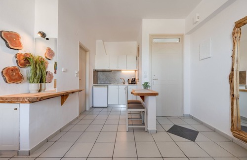 Adelianos Kampos Apartment | Kalimera studio 3 ,Near beach and all amenities