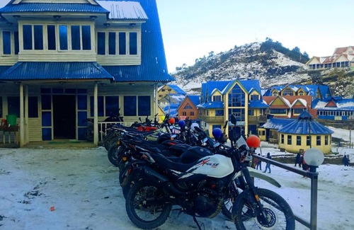 Kalinchok Hotel | kalingchok-hotel tik top & New Family Guest House