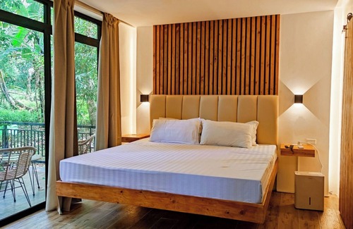 Cavinti Hotel | Kaliraya Surf Kamp by Eco Hotels
