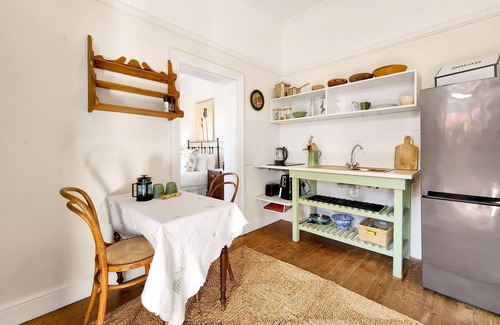 Kalk Bay Apartment | Kalk Bay Cottage with Patio & Harbour View