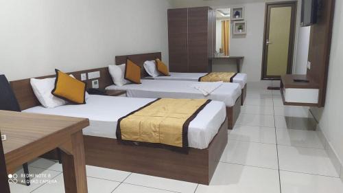 Perintalmanna Hotel | Kallada Residency
