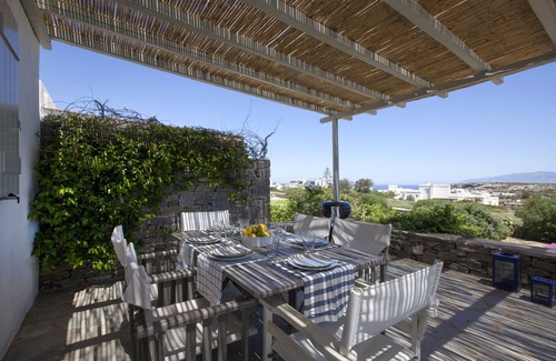 Santa Maria Villa | Kallisti Daphne · Gorgeous Villa - an oasis for 8