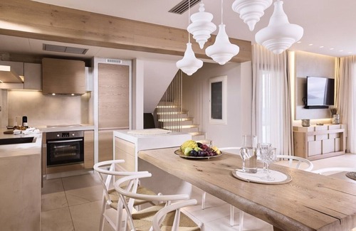 Mochlos Villa | Kalloni - Three Bedroom Villa, Sleeps 6