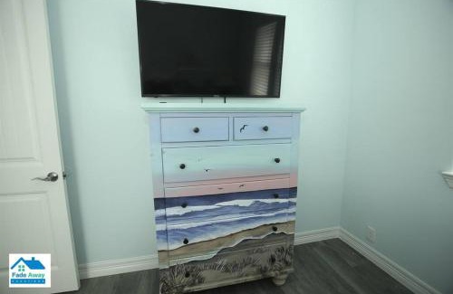 Surfside Beach House | Kalm by the Beach - Ocean View - Sleeps 14