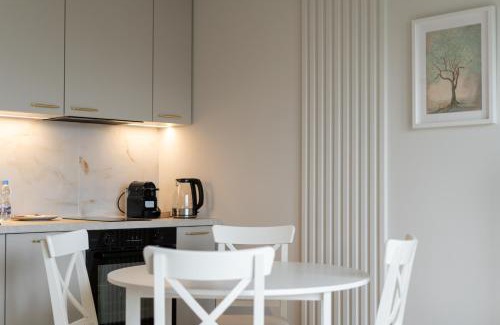 Stare Podgorze Apartment | Kalwaryjska Elegant Stay Studios by BookingHost