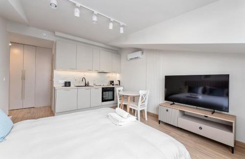 Stare Podgorze Apartment | Kalwaryjska Elegant Stay Studios by BookingHost