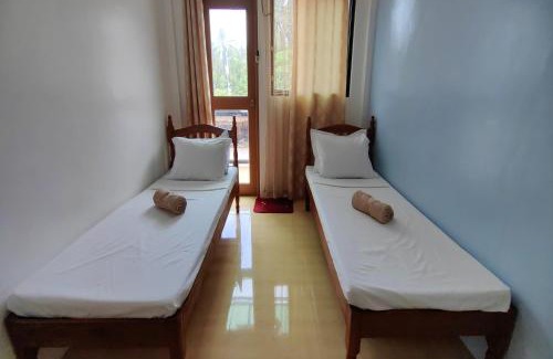 Cabayugan Hotel | Kamalay Pension House