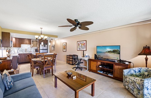 Kihei Condo | Kamaole Sands 10-113 - Ocean View, Ground Level, Stunning Renovation, Split-AC!