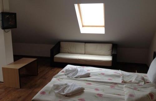 Pasarel Hotel | Kamelot Hotel