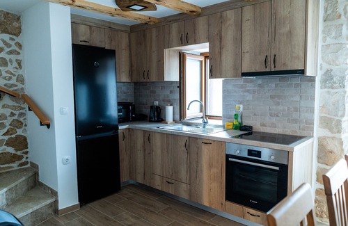 Trn House | Kamena Kuća Vegar - Rustic Stone House