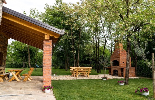 Trn House | Kamena Kuća Vegar - Rustic Stone House