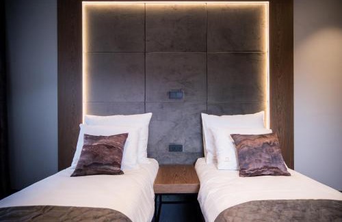 Zielona Gora Bed & Breakfast | Kameralny